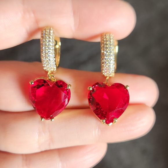 New 18K Gold Plated Large Heart Shaped Ruby Diamond Dangle Drop Hoop Earrings - Picture 10 of 10
